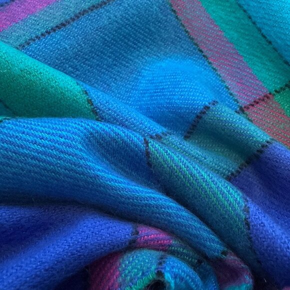 Vintage Bright Tartan Acrylic Scarf With Fringe MADE IN JAPAN - Picture 3 of 4